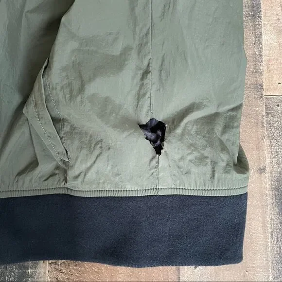 DKNY Water Resistant Women’s Olive Green Jacket New With Tags Size Small - Picture 15 of 16